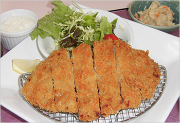 ロースカツ定食